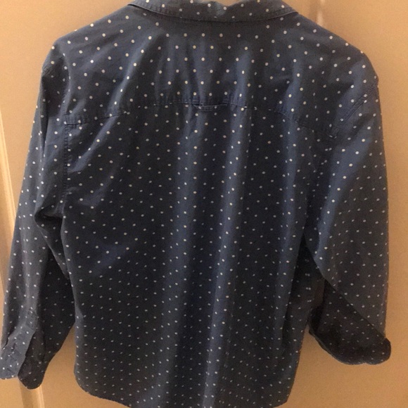 Talbot’s Button down with pocket - Picture 2 of 3